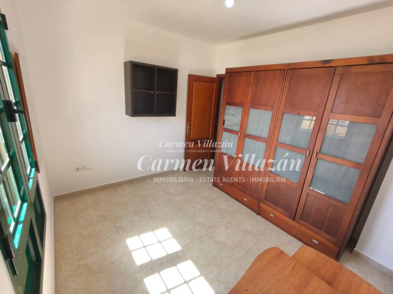 4 bedroom Apartment for sale in Puerto del Rosario with garage - € 280,000 (Ref: 10154510)