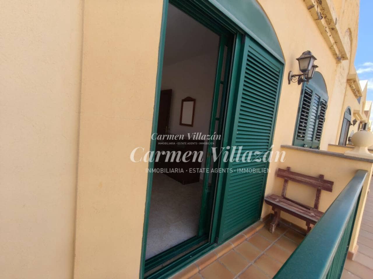 4 bedroom Apartment for sale in Puerto del Rosario with garage - € 280,000 (Ref: 10154510)