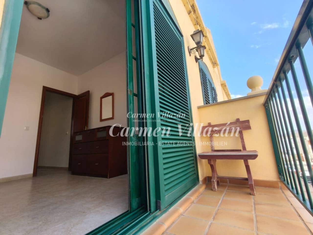 4 bedroom Apartment for sale in Puerto del Rosario with garage - € 280,000 (Ref: 10154510)