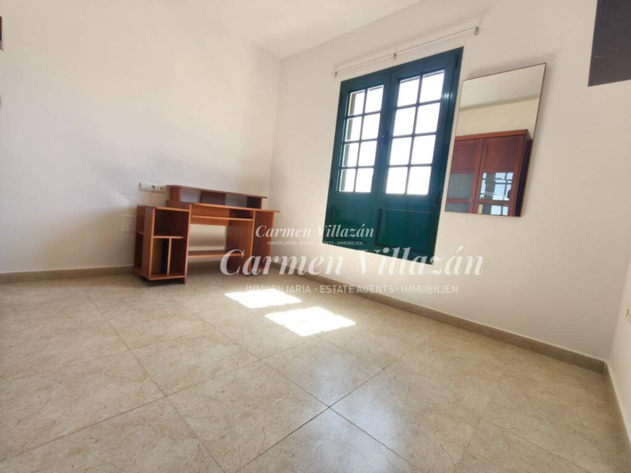 4 bedroom Apartment for sale in Puerto del Rosario with garage - € 280,000 (Ref: 10154510)