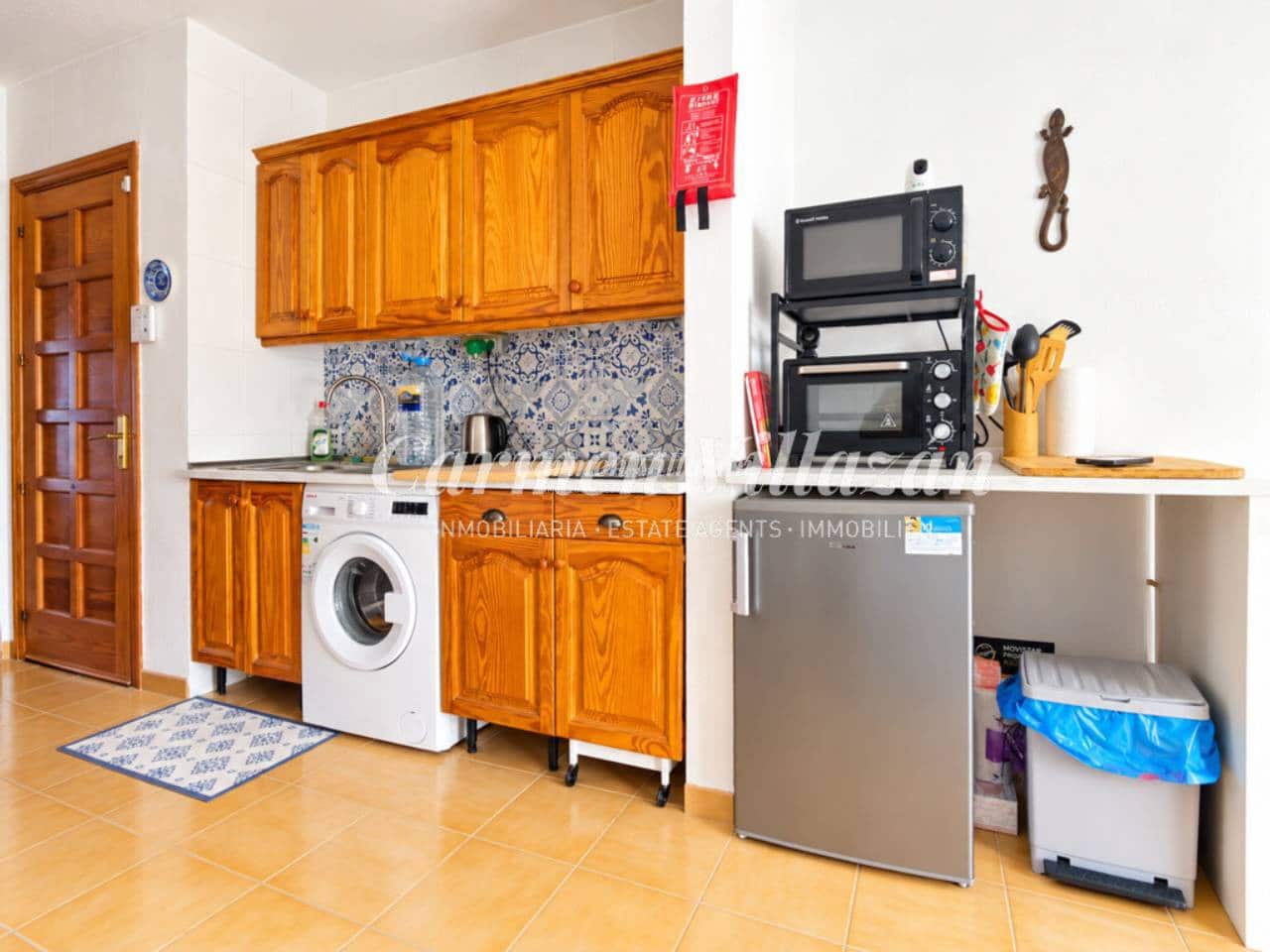 1 soverom Leilighet til salgs i Costa de Antigua med svømmebasseng - € 130 000 (Ref: 10158860)