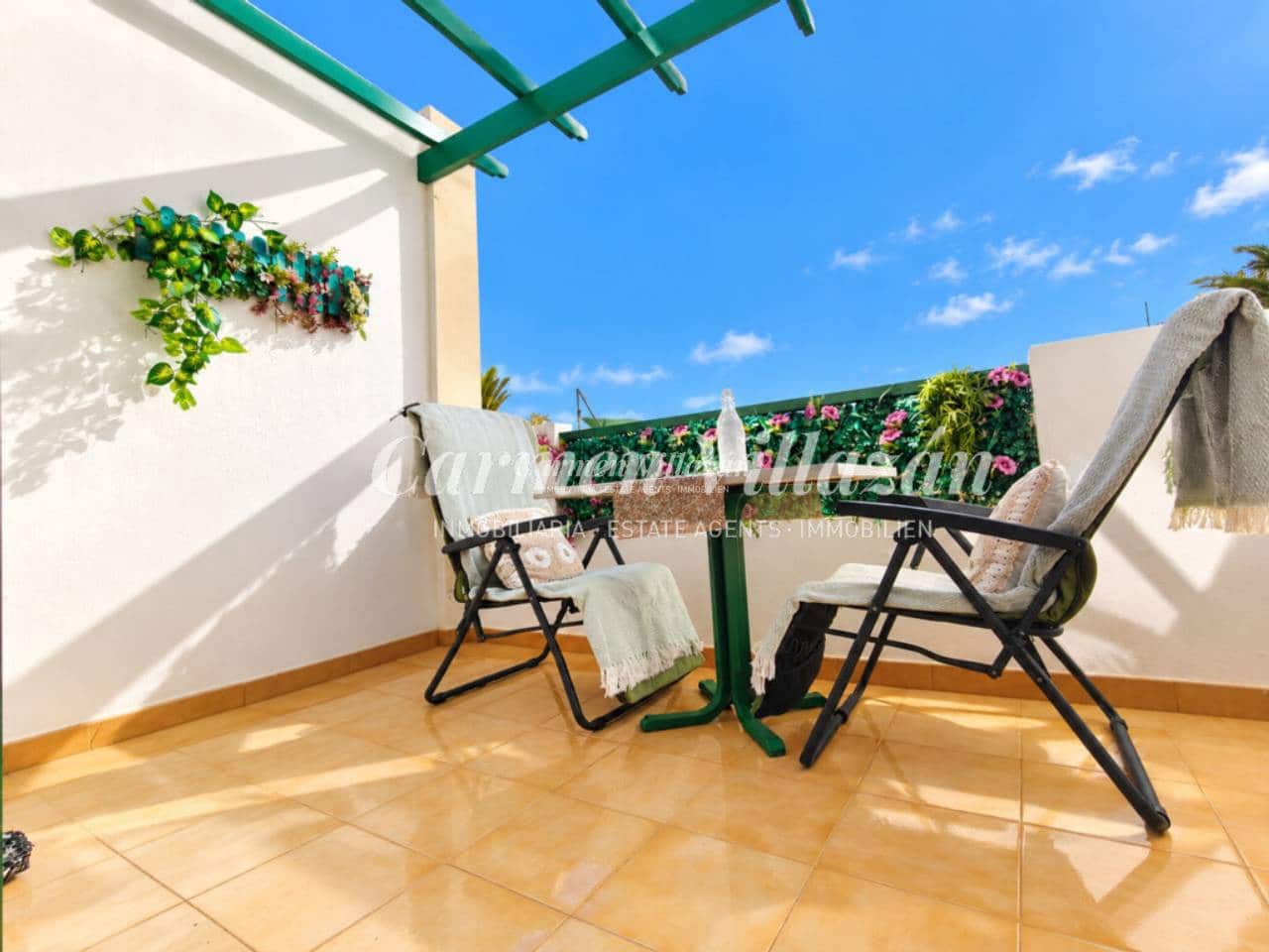 1 soverom Leilighet til salgs i Costa de Antigua med svømmebasseng - € 130 000 (Ref: 10158860)