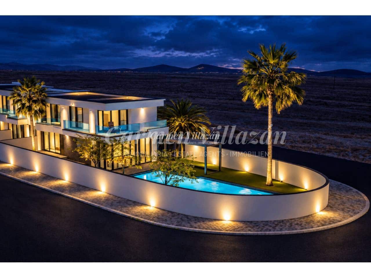 3 bedroom Villa for sale in Villaverde with pool garage - € 454,000 (Ref: 10168040)