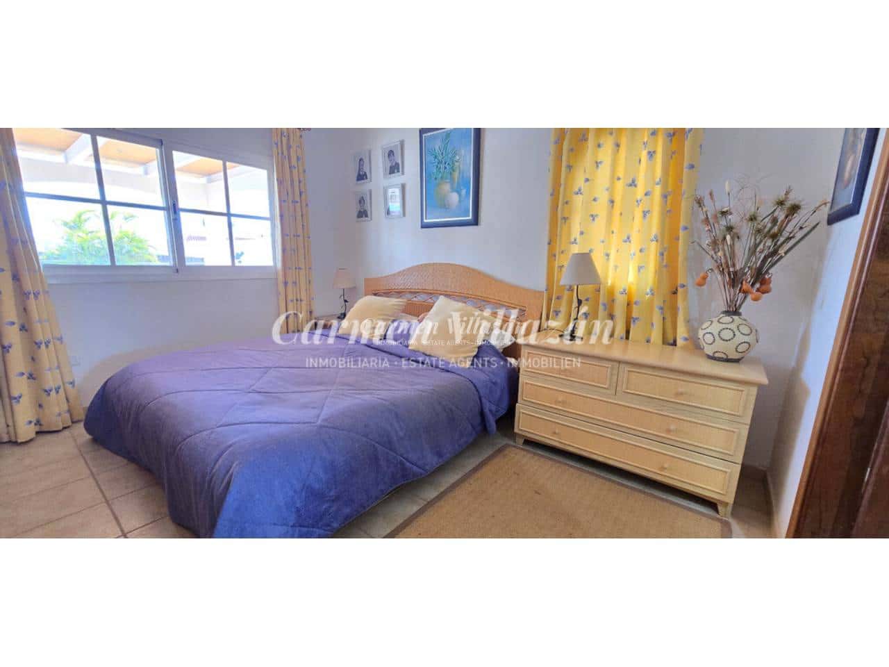 4 bedroom Villa for sale in Antigua with pool garage - € 485,000 (Ref: 10168044)
