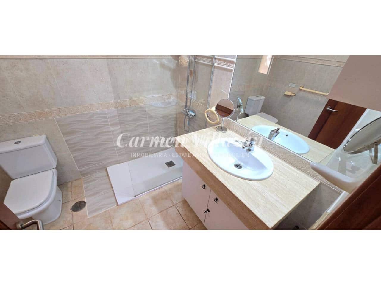 4 bedroom Villa for sale in Antigua with pool garage - € 485,000 (Ref: 10168044)