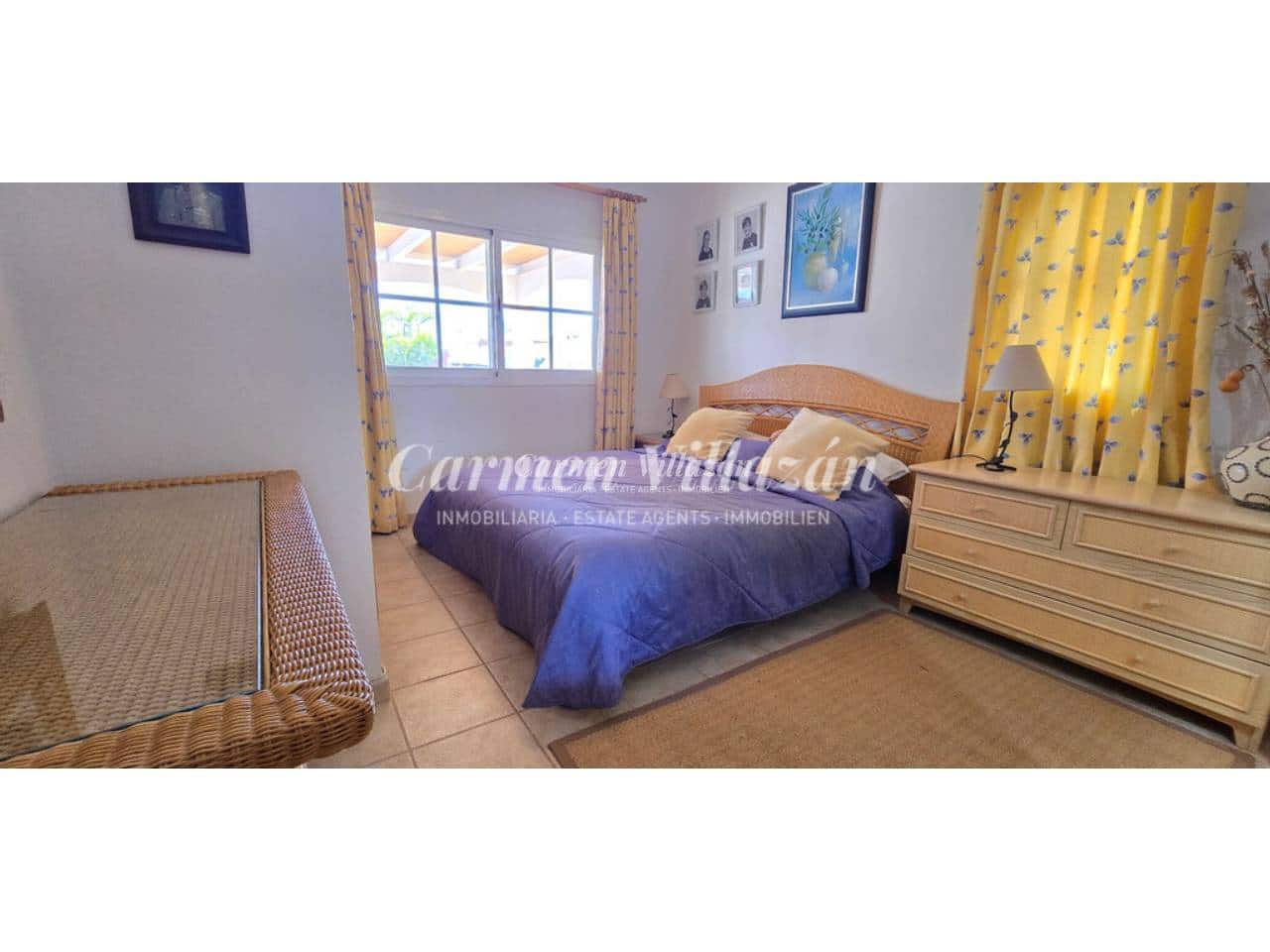 4 bedroom Villa for sale in Antigua with pool garage - € 485,000 (Ref: 10168044)