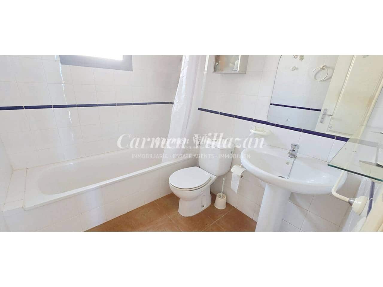 2 bedroom Bungalow for sale in Caleta de Fuste with garage - € 220,000 (Ref: 10170442)
