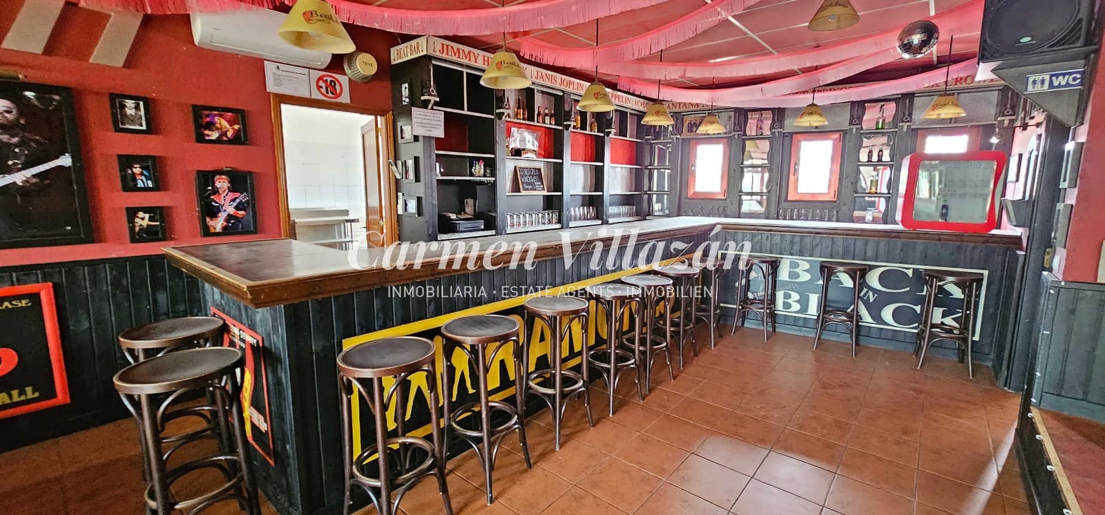 Commercial for sale in Caleta de Fuste - € 187,000 (Ref: 7757626)