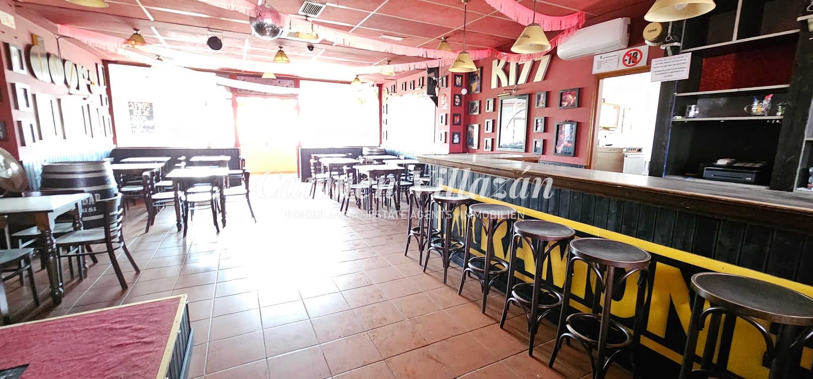 Commercial for sale in Caleta de Fuste - € 187,000 (Ref: 7757626)