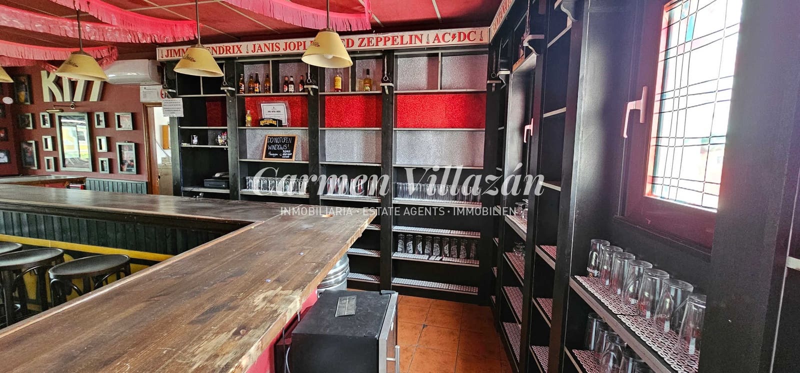 Commercial for sale in Caleta de Fuste - € 187,000 (Ref: 7757626)