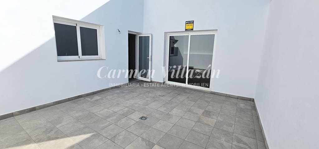 3 chambre Villa/Maison à vendre à Gran Tarajal - 305 000 € (Ref: 8003807)