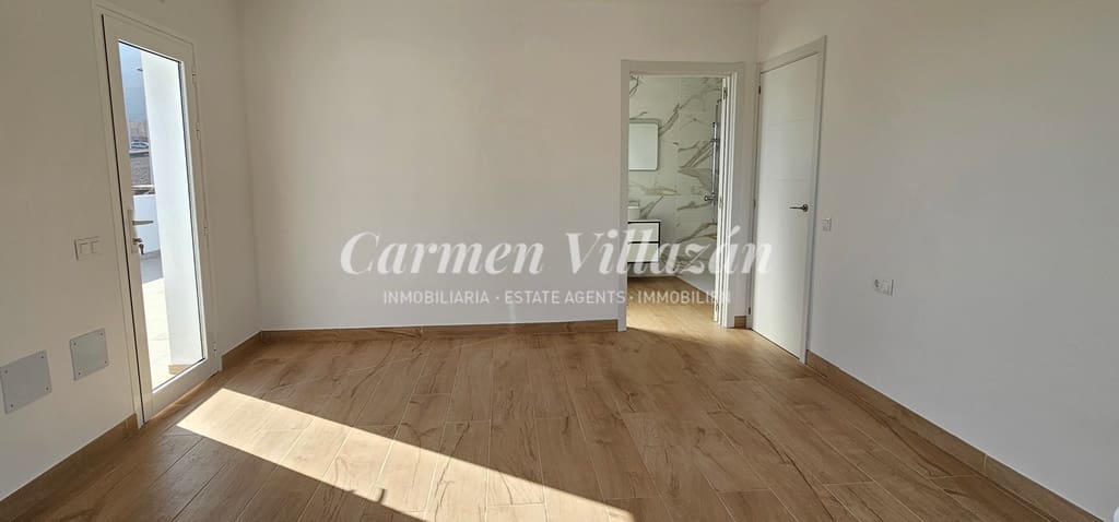 3 chambre Villa/Maison à vendre à Gran Tarajal - 305 000 € (Ref: 8003807)