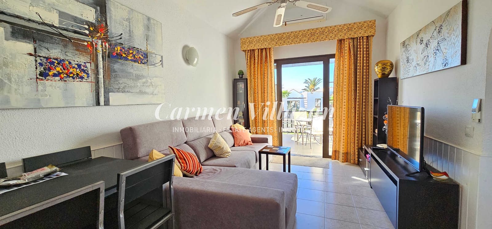 1 bedroom Bungalow for sale in Caleta de Fuste, Antigua with pool €