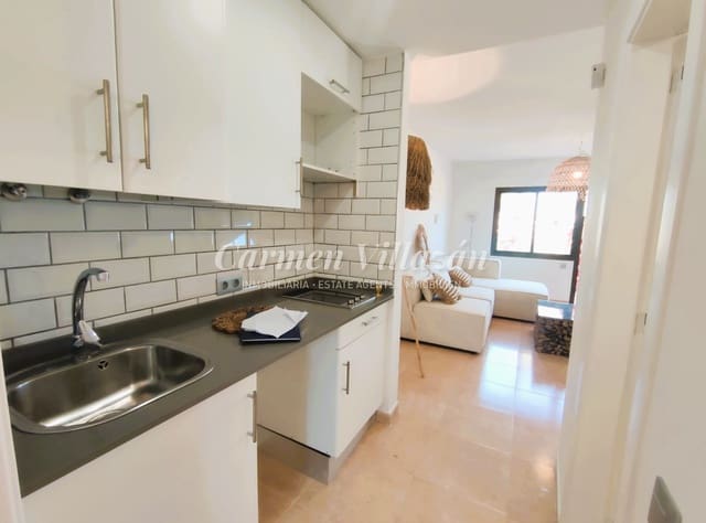 1 sovrum Lägenhet till salu i Corralejo, La Oliva med pool - 165 000 € (Ref: 8194407)