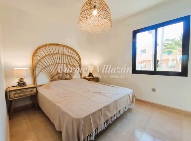 1 sovrum Lägenhet till salu i Corralejo, La Oliva med pool - 165 000 € (Ref: 8194407)