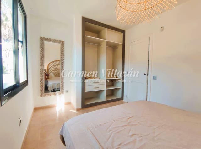 1 sovrum Lägenhet till salu i Corralejo, La Oliva med pool - 165 000 € (Ref: 8194407)