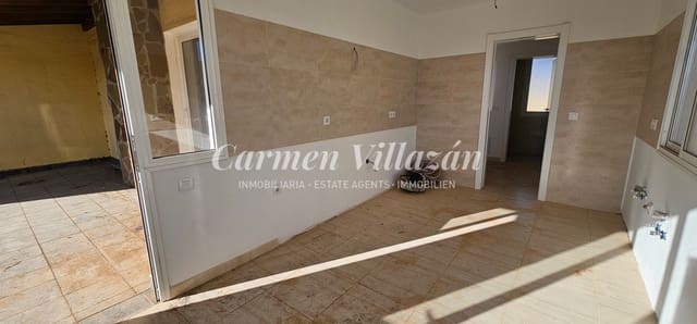 4 Zimmer Finca/Landgut zu verkaufen in Antigua - 320.000 € (Ref: 8210105)