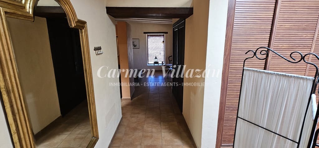 2 soveværelse Finca/Landehus til salg i Tuineje med swimmingpool - € 395.000 (Ref: 8344159)