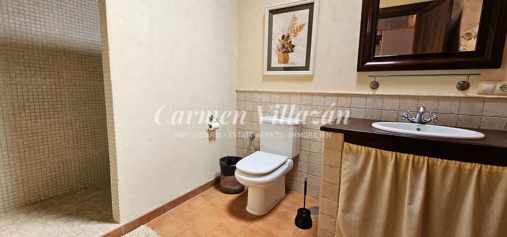 2 soveværelse Finca/Landehus til salg i Tuineje med swimmingpool - € 395.000 (Ref: 8344159)