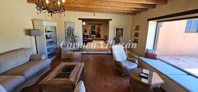 2 bedroom Finca/Country House for sale in Tuineje with pool - € 395,000 (Ref: 8344159)