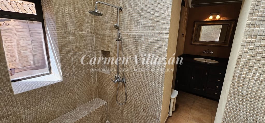 2 soveværelse Finca/Landehus til salg i Tuineje med swimmingpool - € 395.000 (Ref: 8344159)