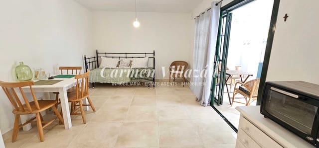 1 soveværelse Lejlighed til salg i Costa Calma, Pájara med swimmingpool - € 165.000 (Ref: 8392975)