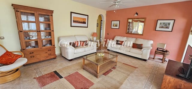 4 sypialnia Willa na sprzedaż w Caleta de Fuste, Antigua z basenem - 450 000 € (Ref: 8637408)