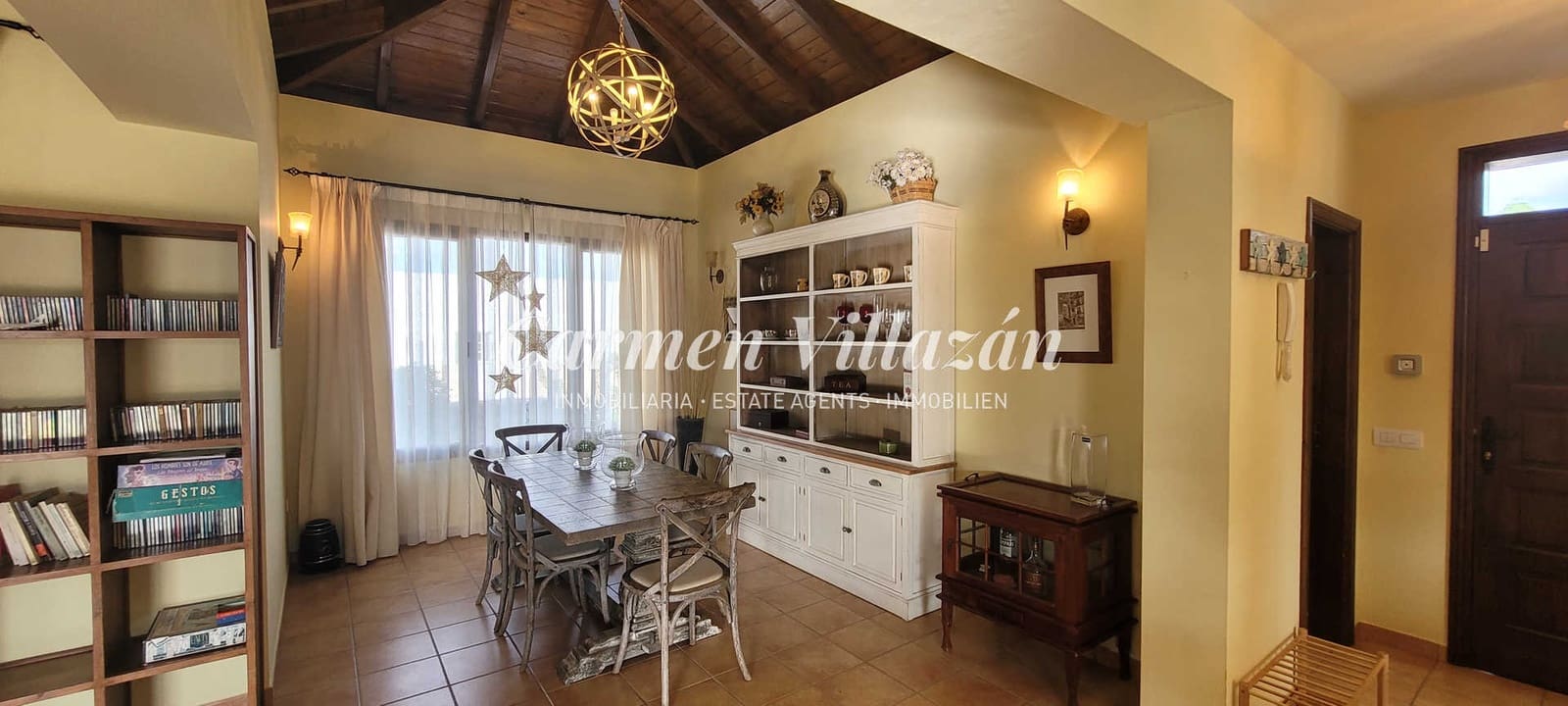 5 soveværelse Villa til salg i Lajares med swimmingpool - € 850.000 (Ref: 8714363)