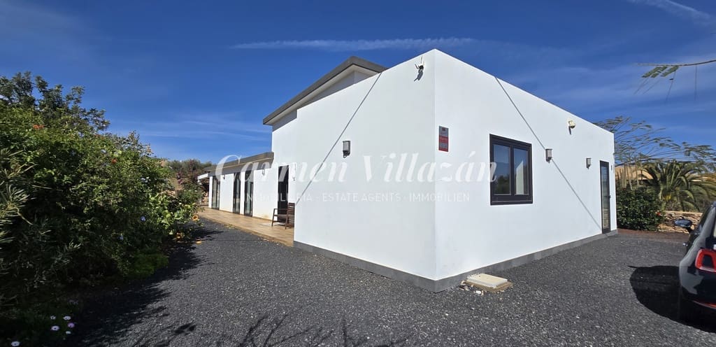 3 sovrum Villa till salu i Llanos de la Concepcion - 650 000 € (Ref: 8796219)