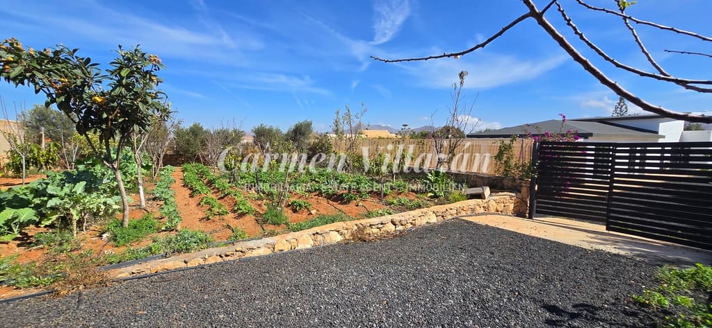 3 sovrum Villa till salu i Llanos de la Concepcion - 650 000 € (Ref: 8796219)