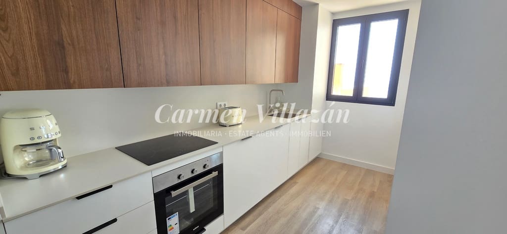 2 soverom Leilighet til salgs i Caleta de Fuste med svømmebasseng - € 275 000 (Ref: 8816478)