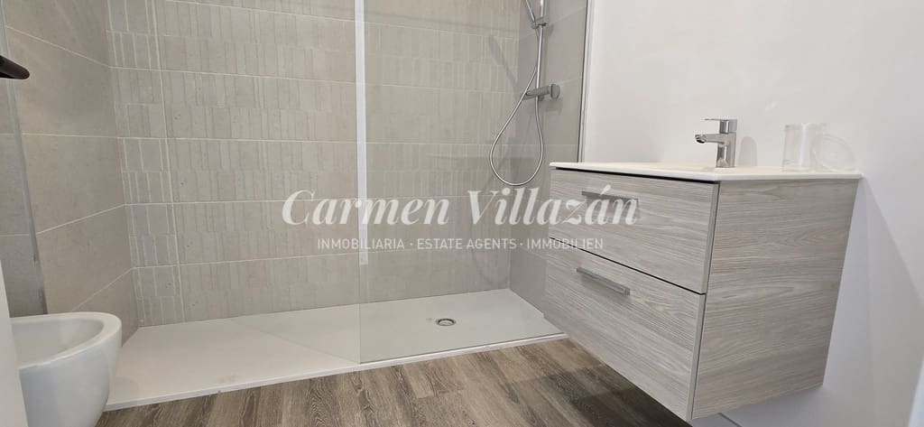 2 soverom Leilighet til salgs i Caleta de Fuste med svømmebasseng - € 275 000 (Ref: 8816478)