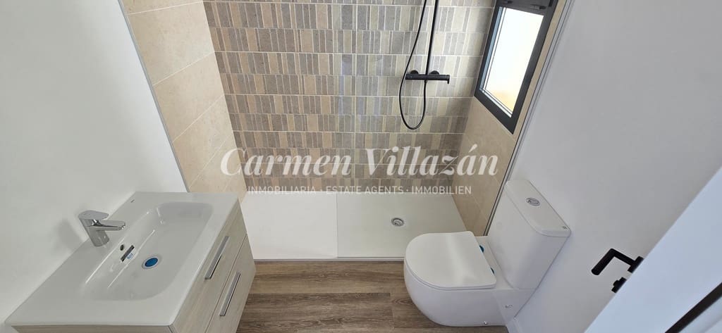 2 soverom Leilighet til salgs i Caleta de Fuste med svømmebasseng - € 275 000 (Ref: 8816478)