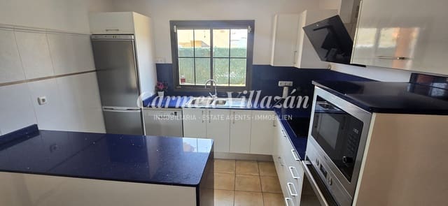4 soveværelse Villa til salg i Caleta de Fuste, Antigua med swimmingpool - € 565.000 (Ref: 9097671)