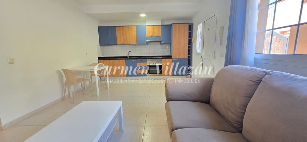 1 bedroom Apartment for sale in Caleta de Fuste - € 185,000 (Ref: 9105160)