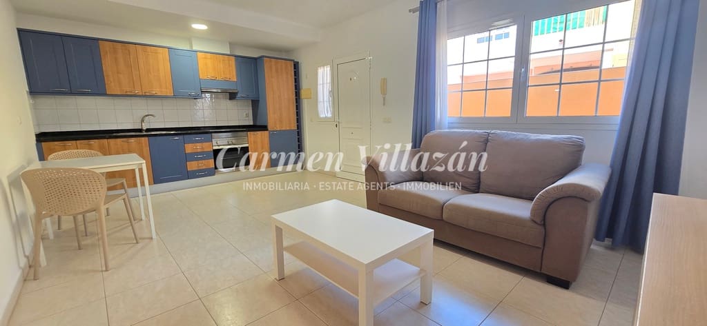 1 bedroom Apartment for sale in Caleta de Fuste - € 185,000 (Ref: 9105160)