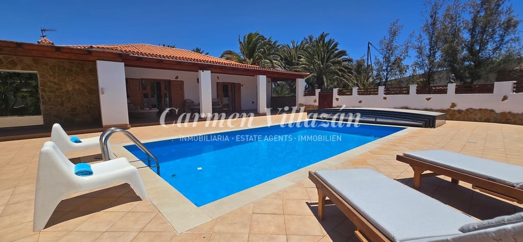 6 chambre Villa/Maison à vendre à Triquivijate avec piscine garage - 1 050 000 € (Ref: 9138234)