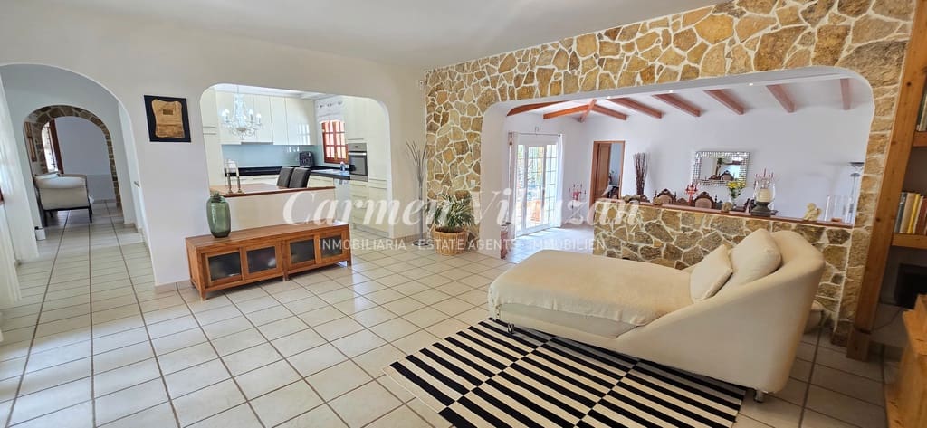 6 chambre Villa/Maison à vendre à Triquivijate avec piscine garage - 1 050 000 € (Ref: 9138234)