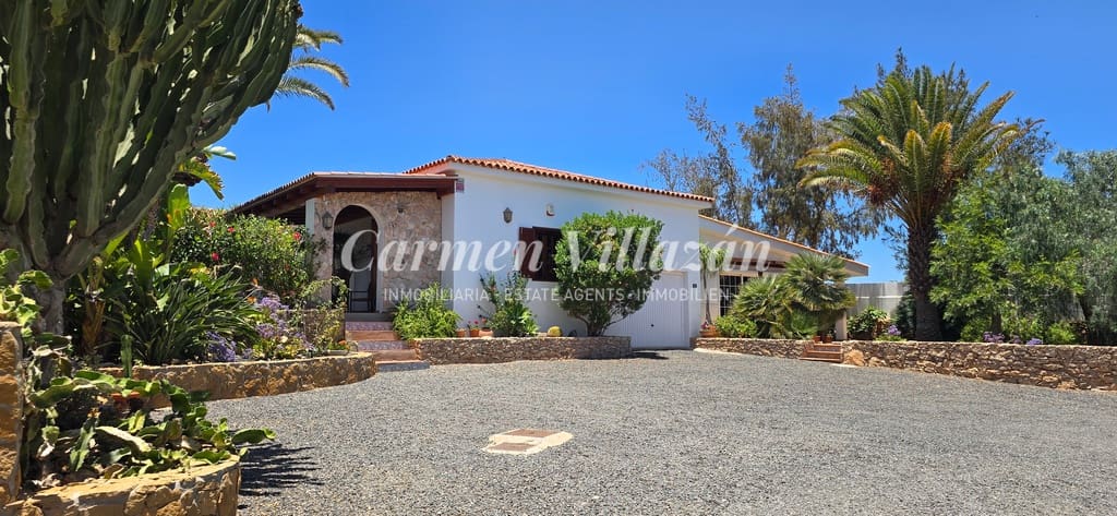 6 chambre Villa/Maison à vendre à Triquivijate avec piscine garage - 1 050 000 € (Ref: 9138234)