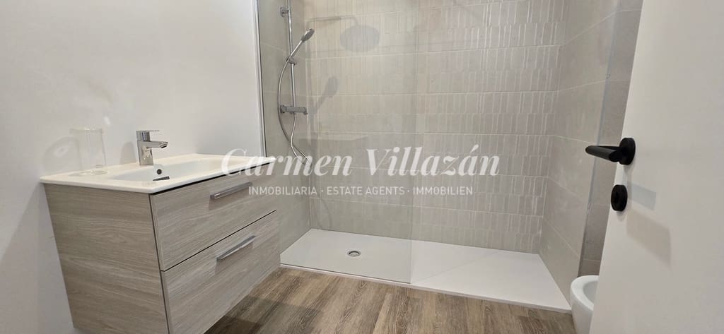 3 sypialnia Apartament na sprzedaż w Caleta de Fuste z basenem - 290 000 € (Ref: 9164793)