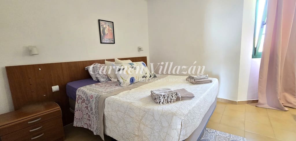 1 bedroom Apartment for sale in Costa de Antigua with pool - € 100,000 (Ref: 9199929)