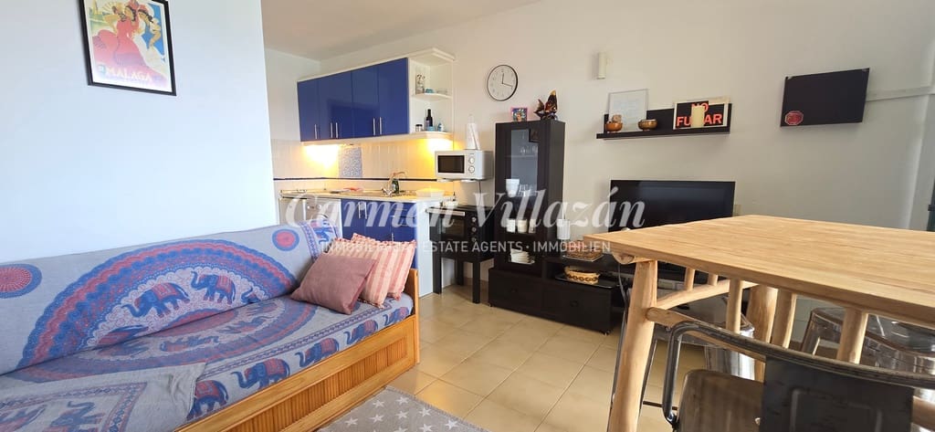 1 bedroom Apartment for sale in Costa de Antigua with pool - € 100,000 (Ref: 9199929)