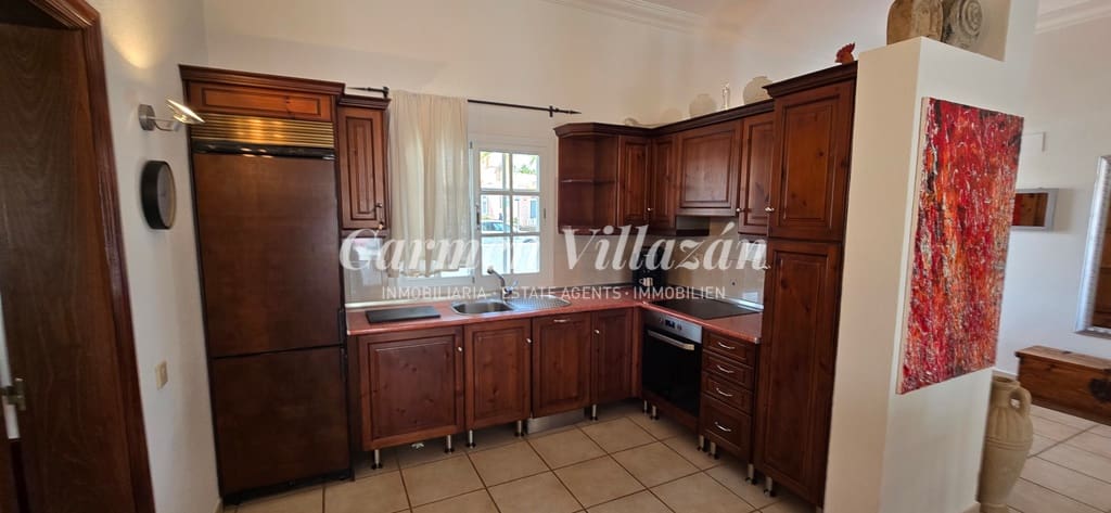 3 soverom Villa til salgs i Caleta de Fuste med garasje - € 680 000 (Ref: 9241162)