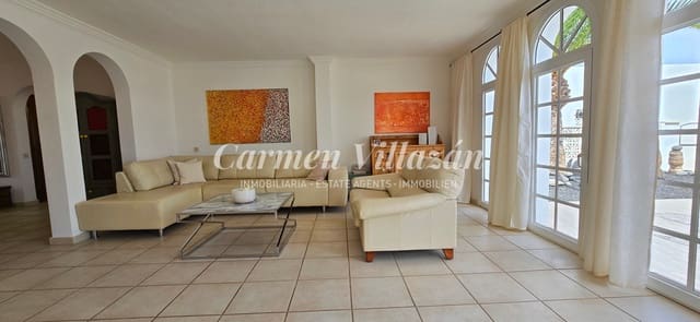 3 soverom Villa til salgs i Caleta de Fuste, Antigua med garasje - € 680 000 (Ref: 9241162)