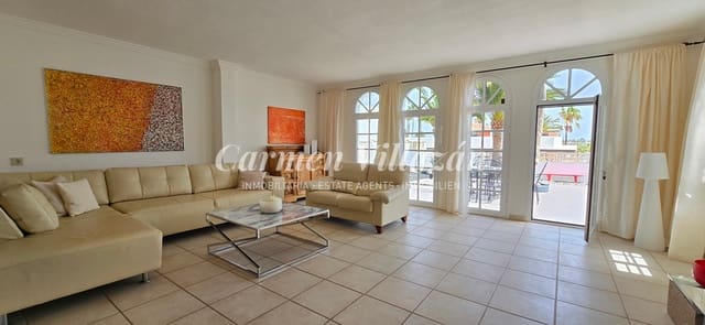 3 soverom Villa til salgs i Caleta de Fuste, Antigua med garasje - € 680 000 (Ref: 9241162)