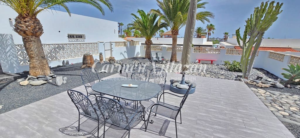 3 soverom Villa til salgs i Caleta de Fuste med garasje - € 680 000 (Ref: 9241162)