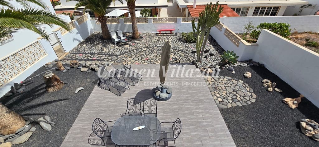 3 soverom Villa til salgs i Caleta de Fuste med garasje - € 680 000 (Ref: 9241162)