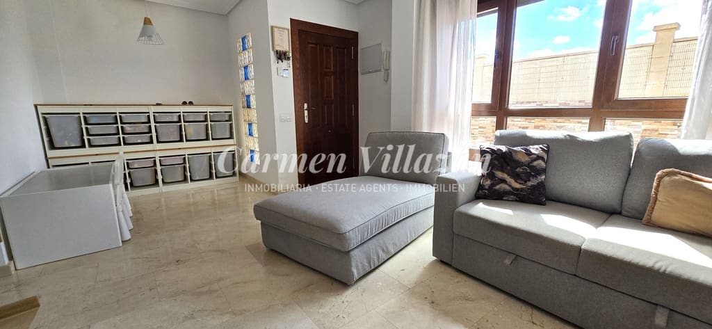 4 slaapkamer Huis te koop in Antigua met garage - € 289.000 (Ref: 9279745)