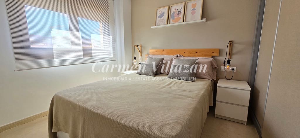 4 slaapkamer Huis te koop in Antigua met garage - € 289.000 (Ref: 9279745)