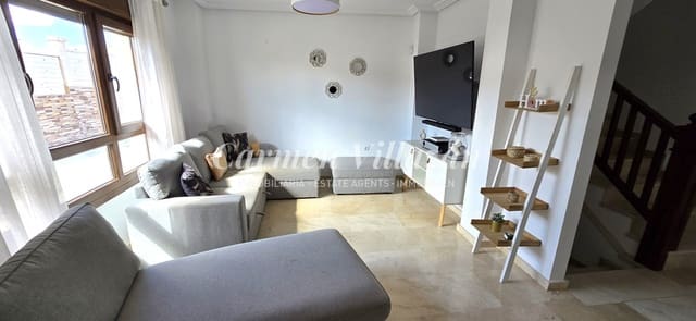 4 soveværelse Byhus til salg i Antigua med garage - € 289.000 (Ref: 9279745)